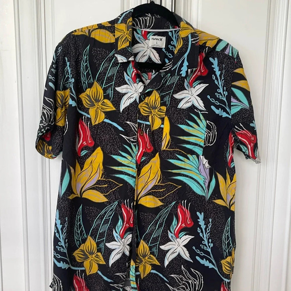 Hurley Shirt Large L black  Floral Hawaiian Short Sleeve Button down tropical - Picture 2 of 15